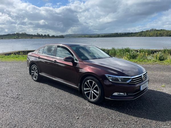 Volkswagen Passat Saloon, Diesel, 2018, Red