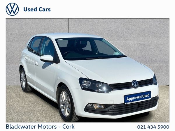 Volkswagen Polo Hatchback, Petrol, 2016, 