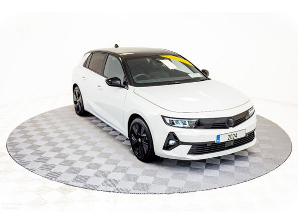 Opel Astra Hatchback, Electric, 2024, White