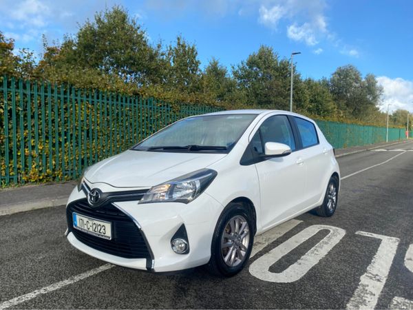 Toyota Yaris Hatchback, Petrol, 2017, White
