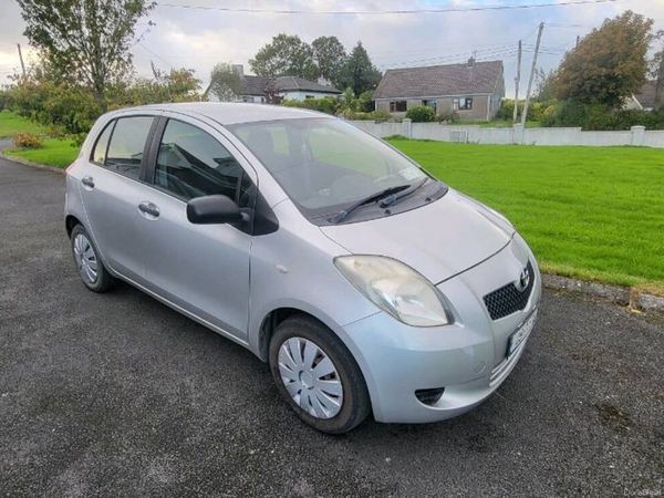 Toyota Yaris Hatchback, Petrol, 2008, Silver