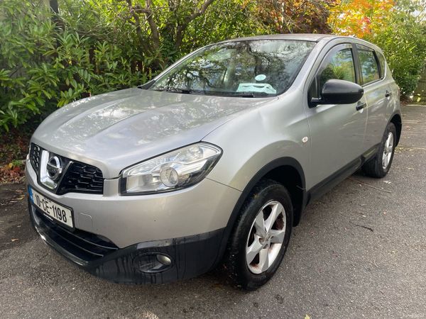 Nissan Qashqai Hatchback, Diesel, 2010, Silver