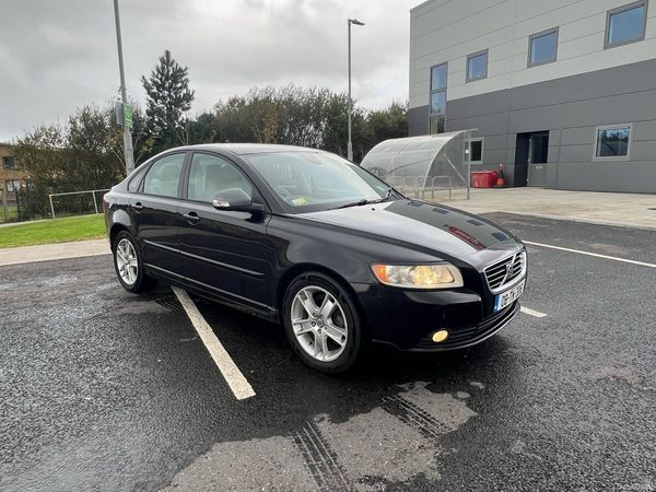 Volvo S40 Saloon, Diesel, 2008, Black