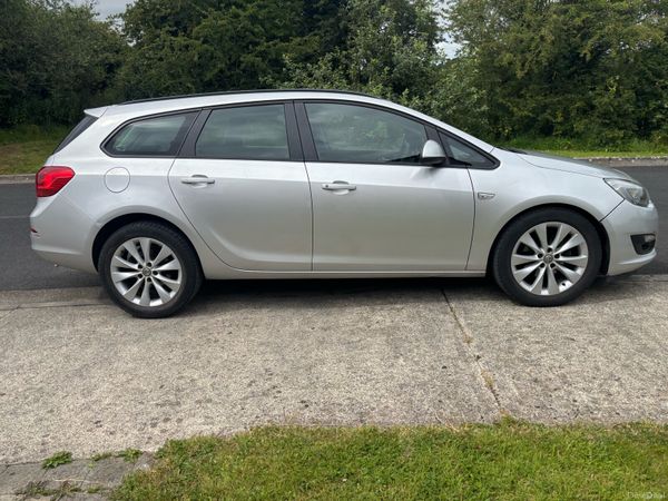 Vauxhall Astra Estate, Diesel, 2014, Silver