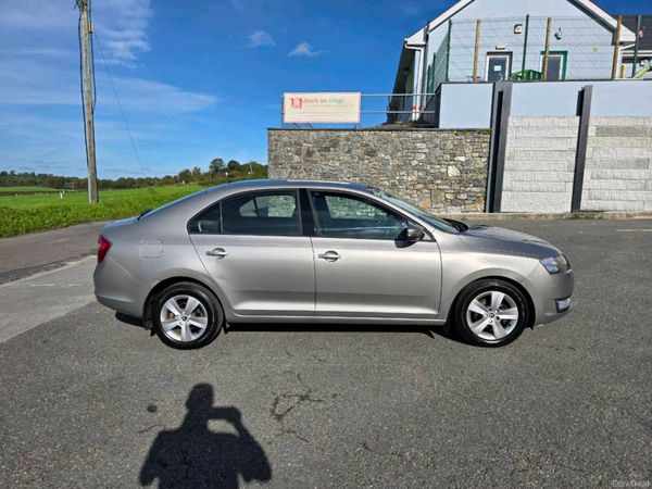 Skoda Rapid Saloon, Diesel, 2015, Beige