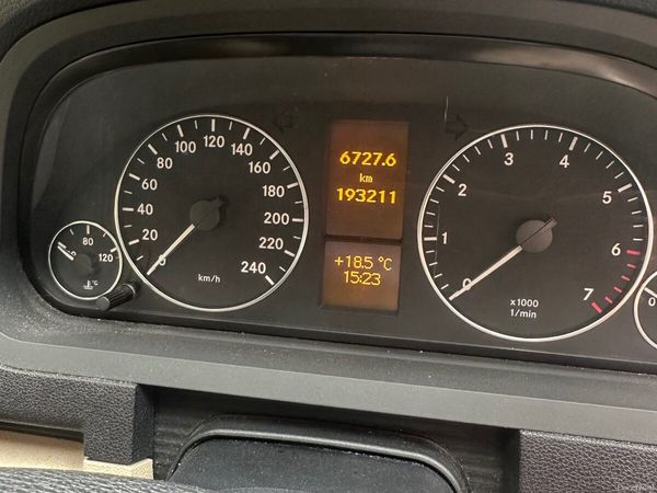 Mercedes-Benz A-Class Hatchback, Petrol, 2007, Red