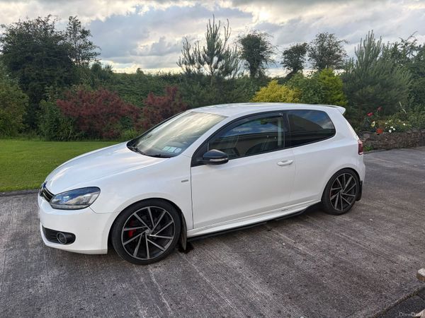 Volkswagen Golf Estate, Diesel, 2012, White