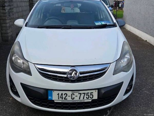 Vauxhall Corsa Hatchback, Petrol, 2014, White