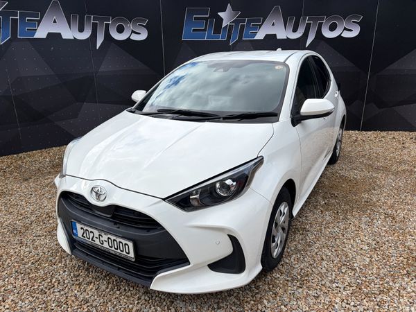 Toyota Yaris Hatchback, Petrol, 2020, White