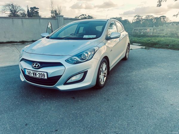 Hyundai i30 Hatchback, Diesel, 2014, Silver