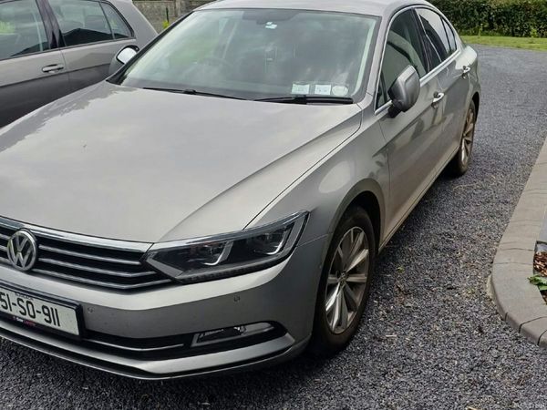 Volkswagen Passat Saloon, Diesel, 2015, Silver