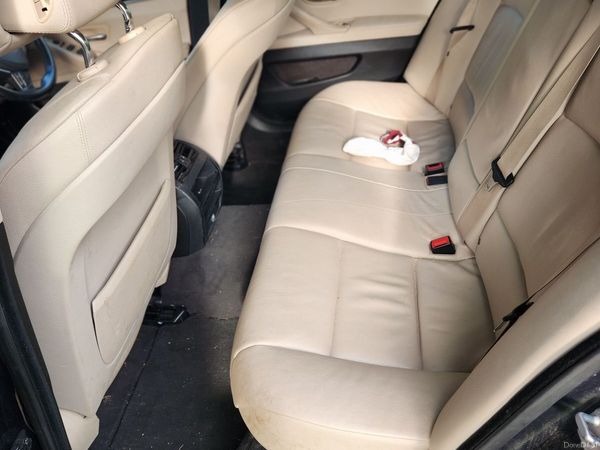 BMW 5-Series Saloon, Diesel, 2012, Blue