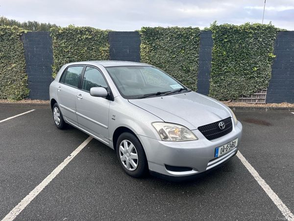 Toyota Corolla Hatchback, Petrol, 2004, Silver