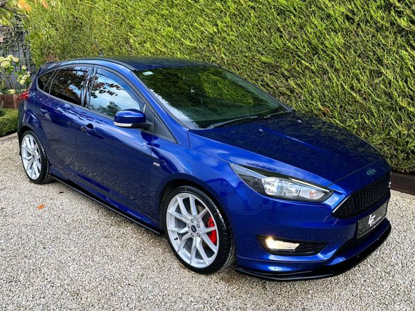 Ford Focus Hatchback, Petrol, 2018, Blue