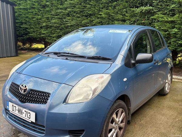 Toyota Yaris Hatchback, Petrol, 2007, Blue