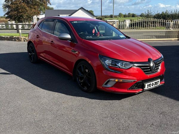 Renault Megane Hatchback, Diesel, 2019, Red