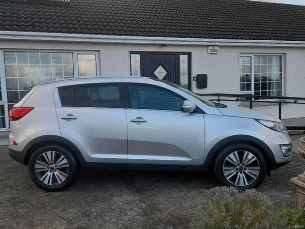 Kia Sportage SUV, Diesel, 2015, Silver