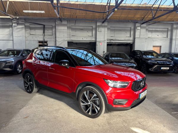 Volvo XC40 SUV, Petrol Plug-in Hybrid, 2021, Red