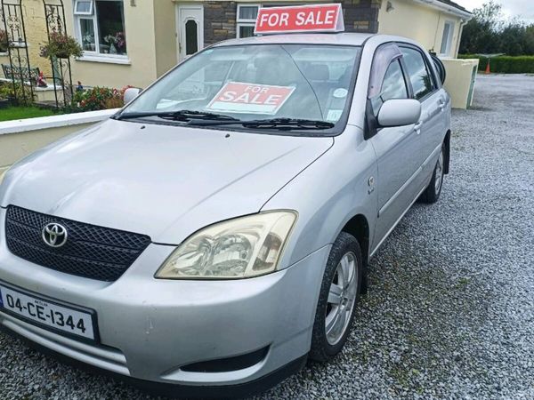 Toyota Corolla Hatchback, Petrol, 2004, Silver