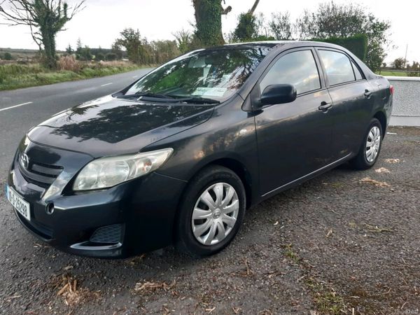 Toyota Corolla Saloon, Diesel, 2010, Black