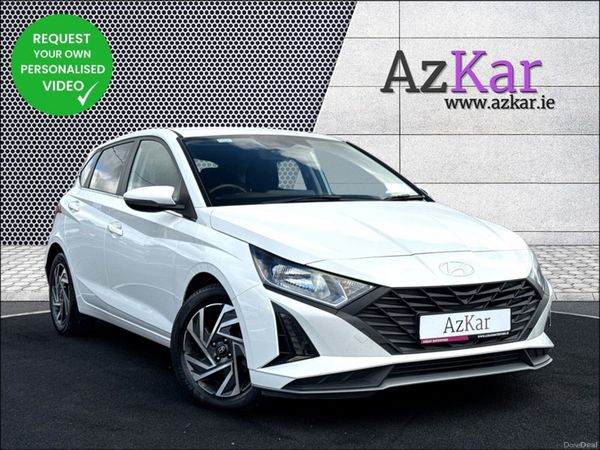 Hyundai i20 Hatchback, Petrol, 2025, White