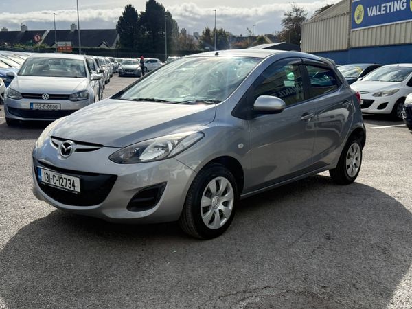 Mazda Demio Hatchback, Petrol, 2013, Silver