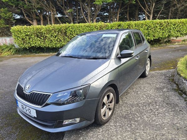 Skoda Fabia Hatchback, Petrol, 2016, Grey
