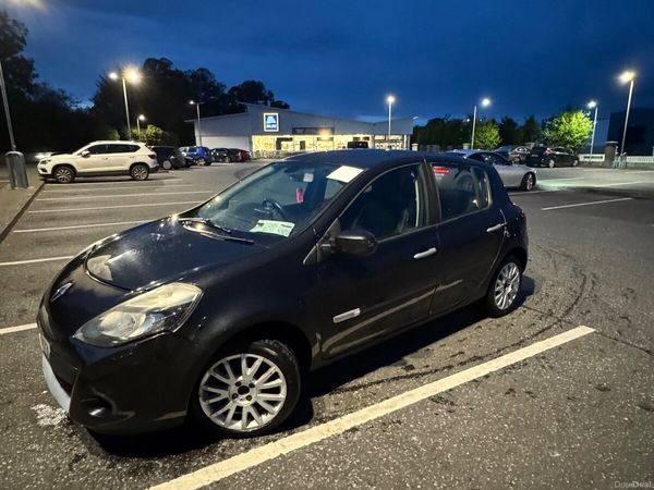 Renault Clio Hatchback, Diesel, 2010, Black
