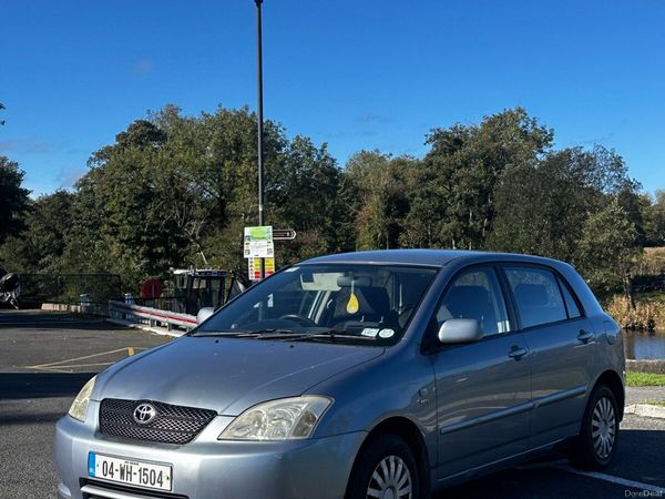 Toyota Corolla Hatchback, Petrol, 2004, Grey