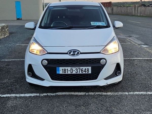 Hyundai i10 Hatchback, Petrol, 2018, White