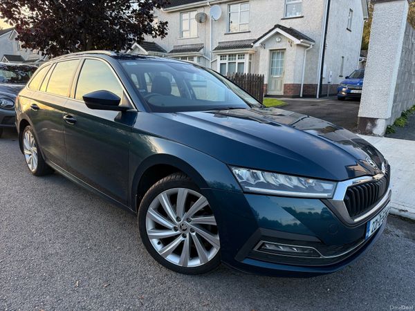 Skoda Octavia Estate, Diesel, 2022, Blue