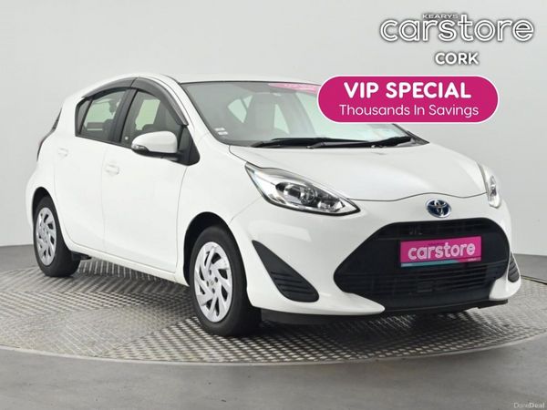 Toyota Aqua Hatchback, Petrol Hybrid, 2021, White
