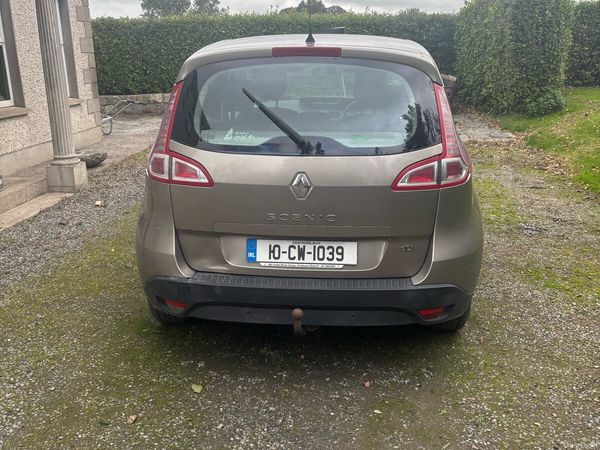 Renault Scenic MPV, Diesel, 2010, Gold