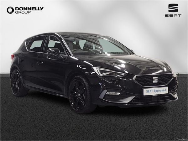 SEAT Leon Hatchback, Petrol, 2026, Black