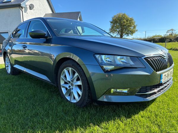 Skoda Superb Hatchback, Diesel, 2017, Grey