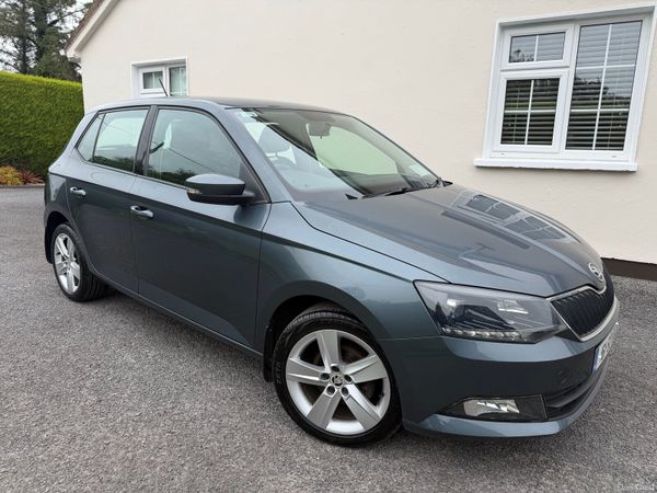 Skoda Fabia Hatchback, Petrol, 2016, Grey