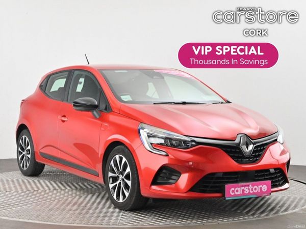 Renault Clio Hatchback, Petrol, 2023, Red