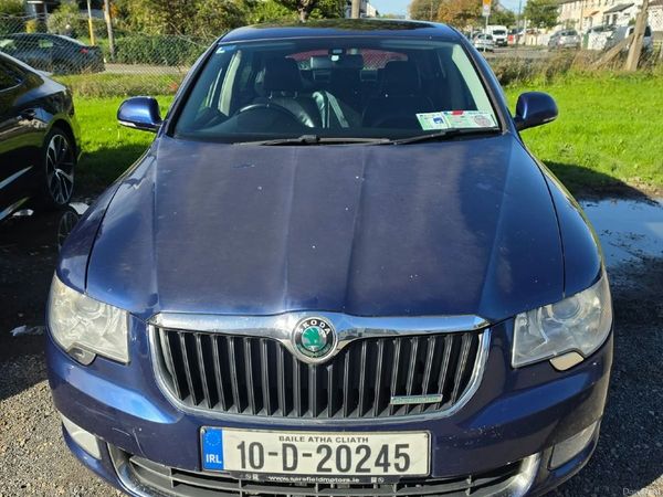 Skoda Superb Saloon, Diesel, 2010, Blue
