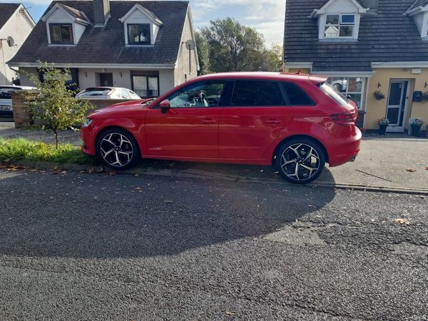 Audi A3 Hatchback, Diesel, 2014, Red