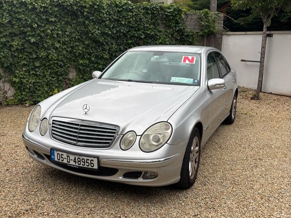 Mercedes-Benz E-Class Saloon, Petrol, 2005, Silver