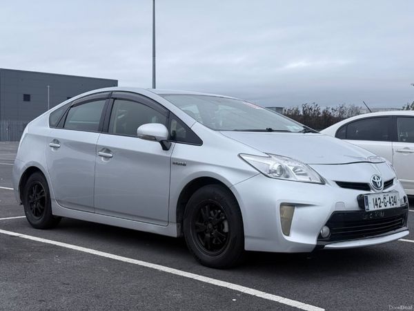 Toyota Prius Hatchback, Petrol Hybrid, 2014, Silver