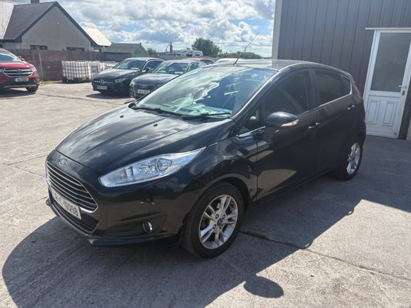 Ford Fiesta Hatchback, Petrol, 2016, Black