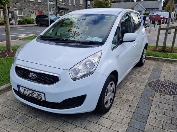 Kia Venga MPV, Petrol, 2014, White