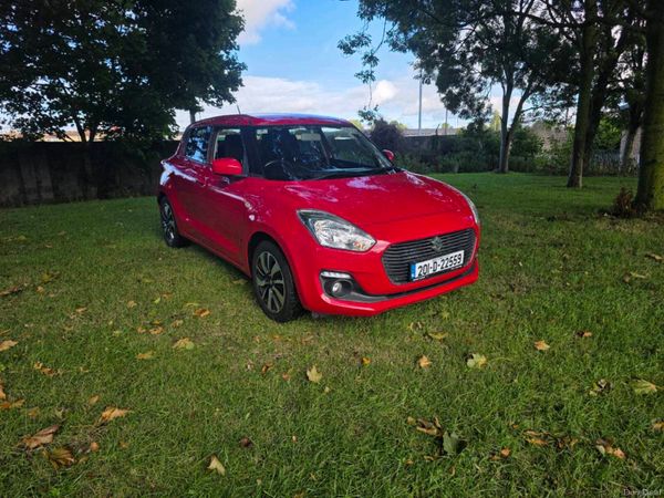 Suzuki Swift Hatchback, Petrol, 2020, Red