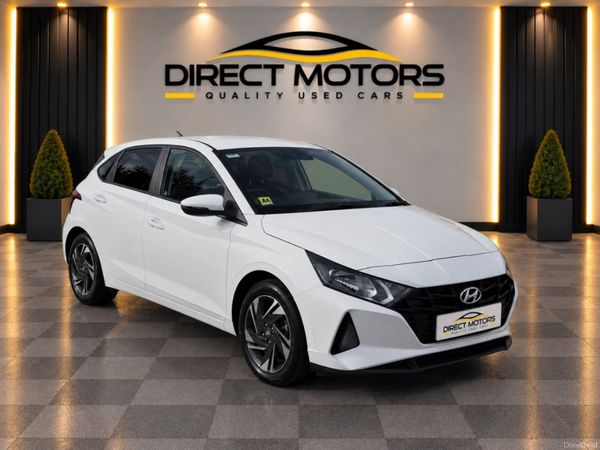 Hyundai i20 Hatchback, Petrol, 2022, White