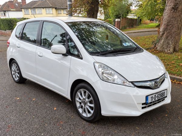 Honda Fit Hatchback, Petrol Hybrid, 2011, White