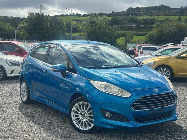 Ford Fiesta Hatchback, Petrol, 2015, Blue