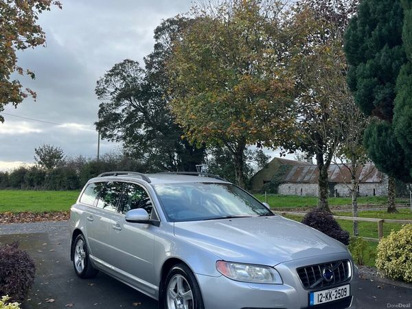 Volvo V70 Estate, Diesel, 2012, Silver