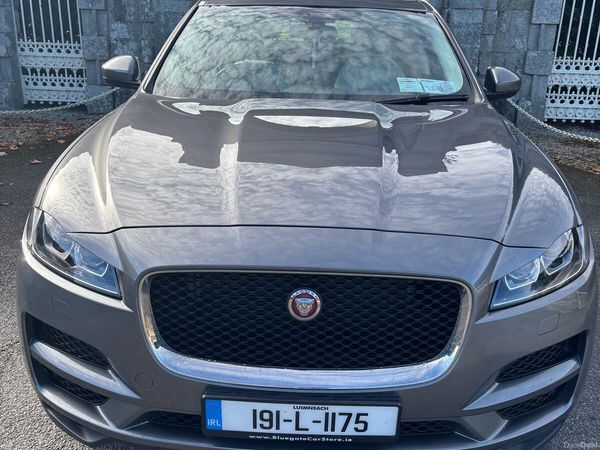 Jaguar F-Pace SUV, Diesel, 2019, Grey