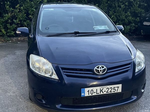 Toyota Auris Hatchback, Diesel, 2010, Blue